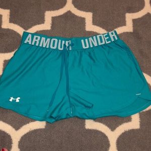 Under Armour Loose Shorts